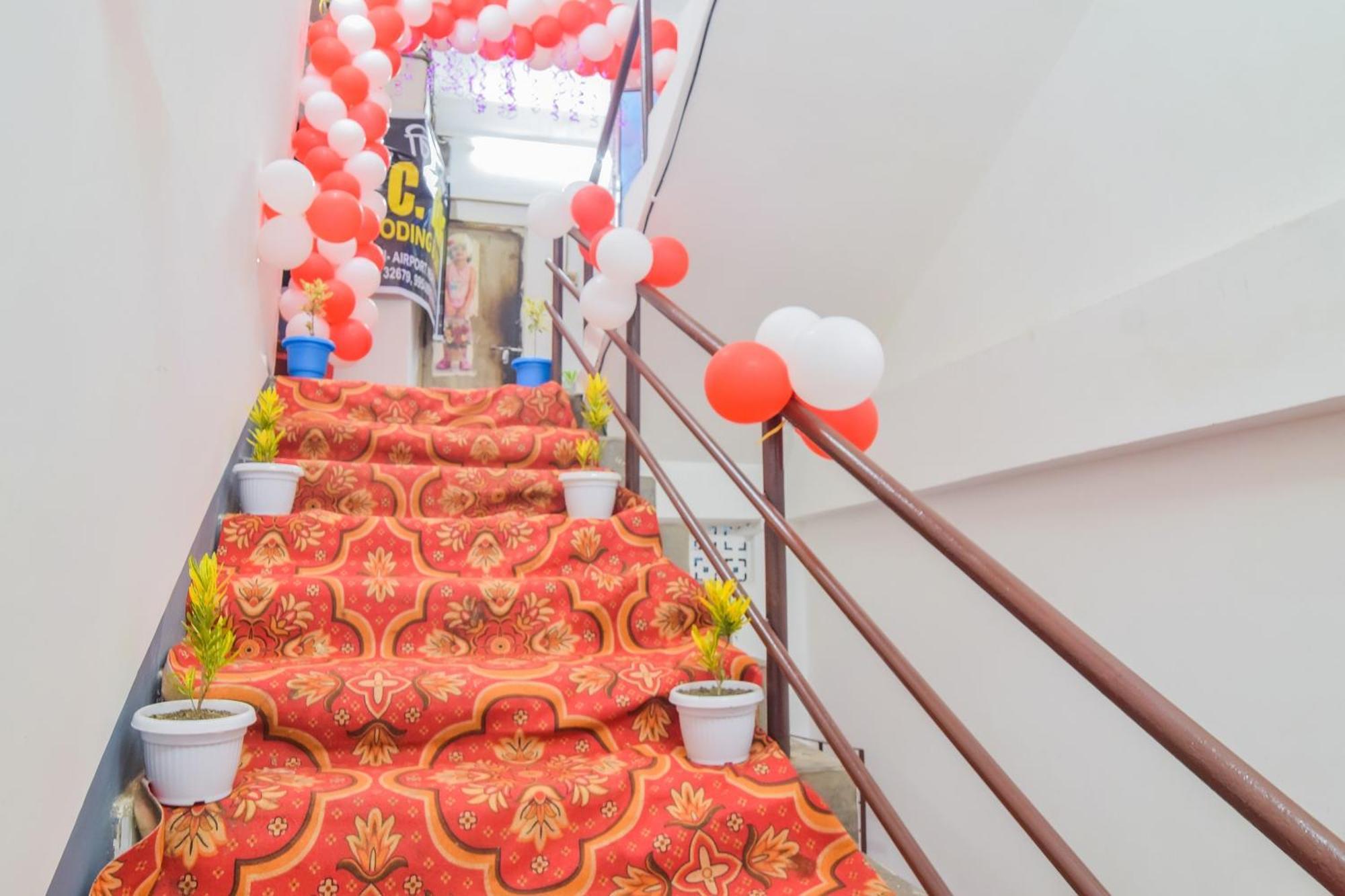 Hotel O Dc Lodge Kaharpara Luaran gambar