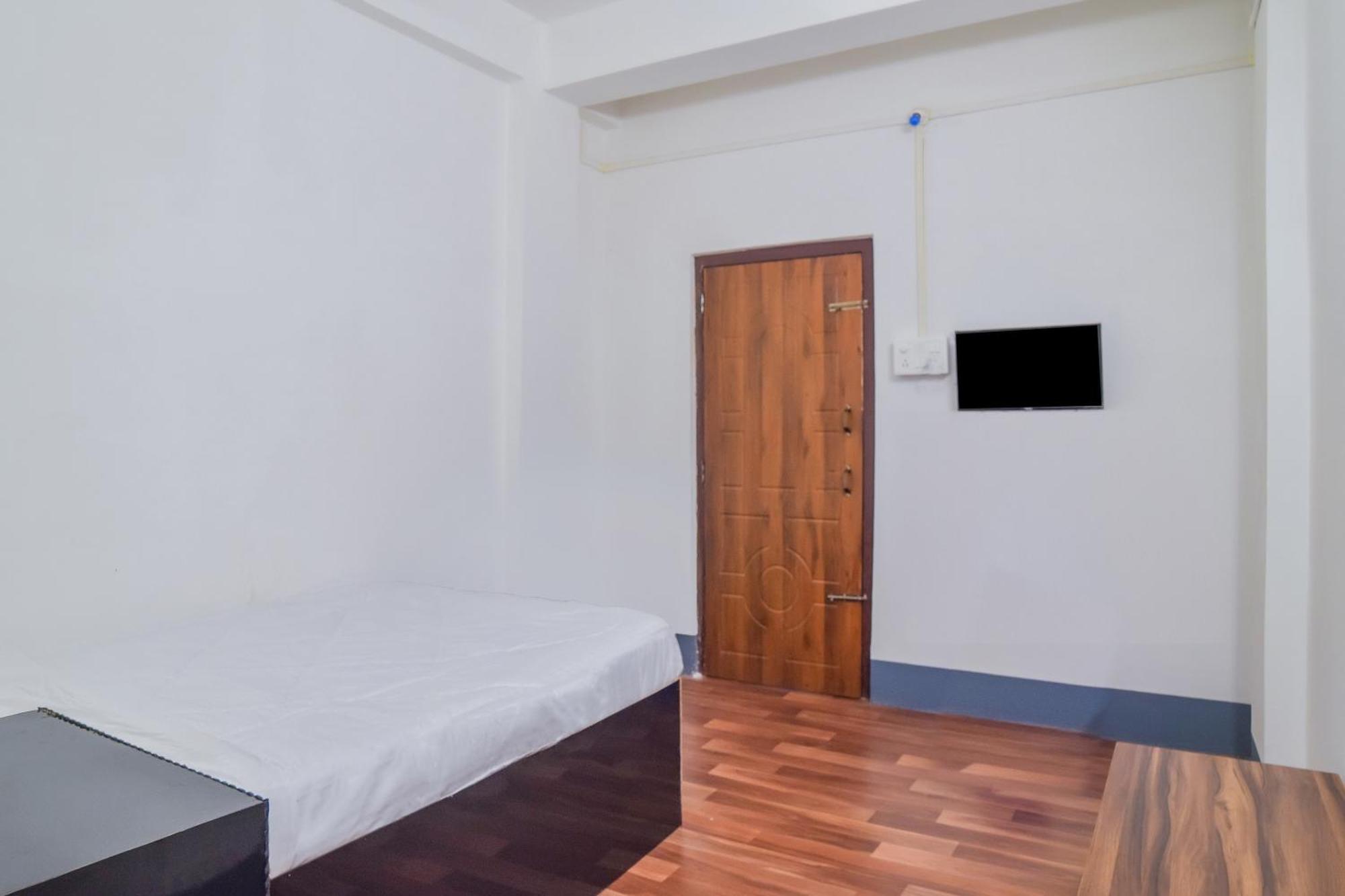 Hotel O Dc Lodge Kaharpara Luaran gambar